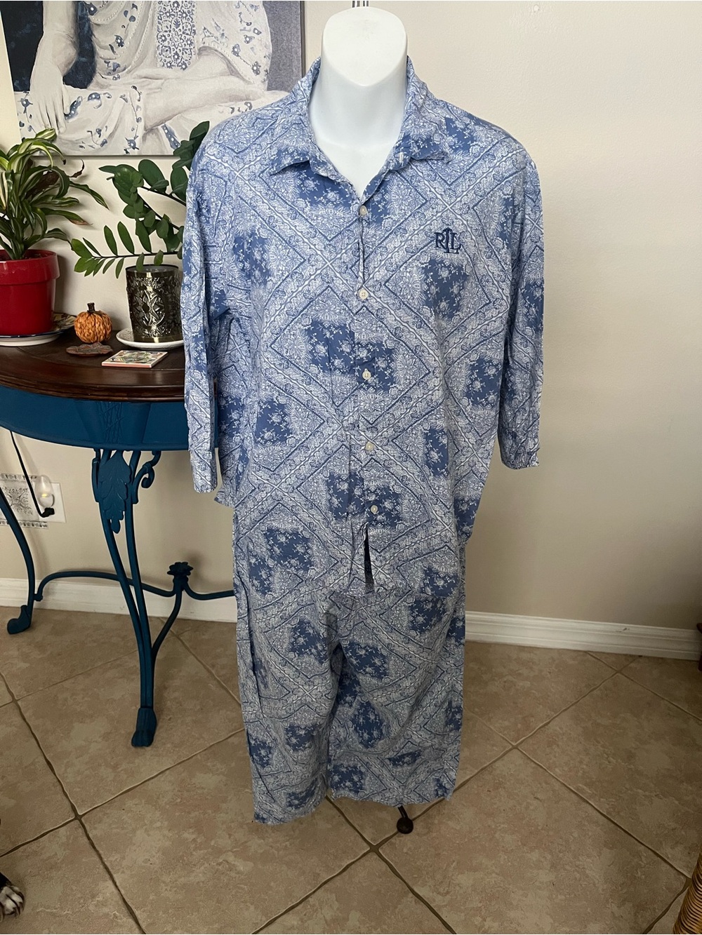 Lauren Ralph Lauren Pajama Set - Button down 3/4 Sleeve Top & Capri Pants - M